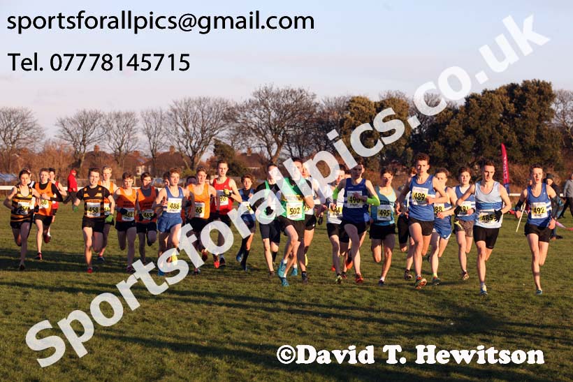 Mens under-17s North Eastern Cross Country, Redcar. Photo:  David T. Hewitson/Sports for All Pics